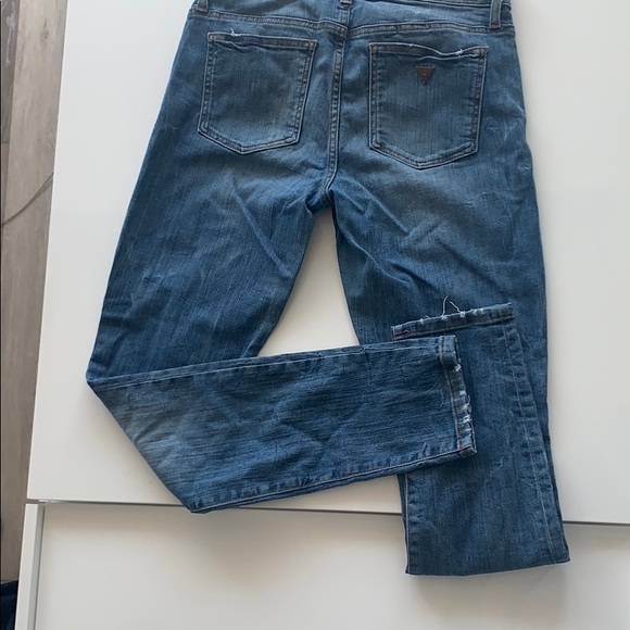 Guess mid rise jeans - Picture 4 of 5
